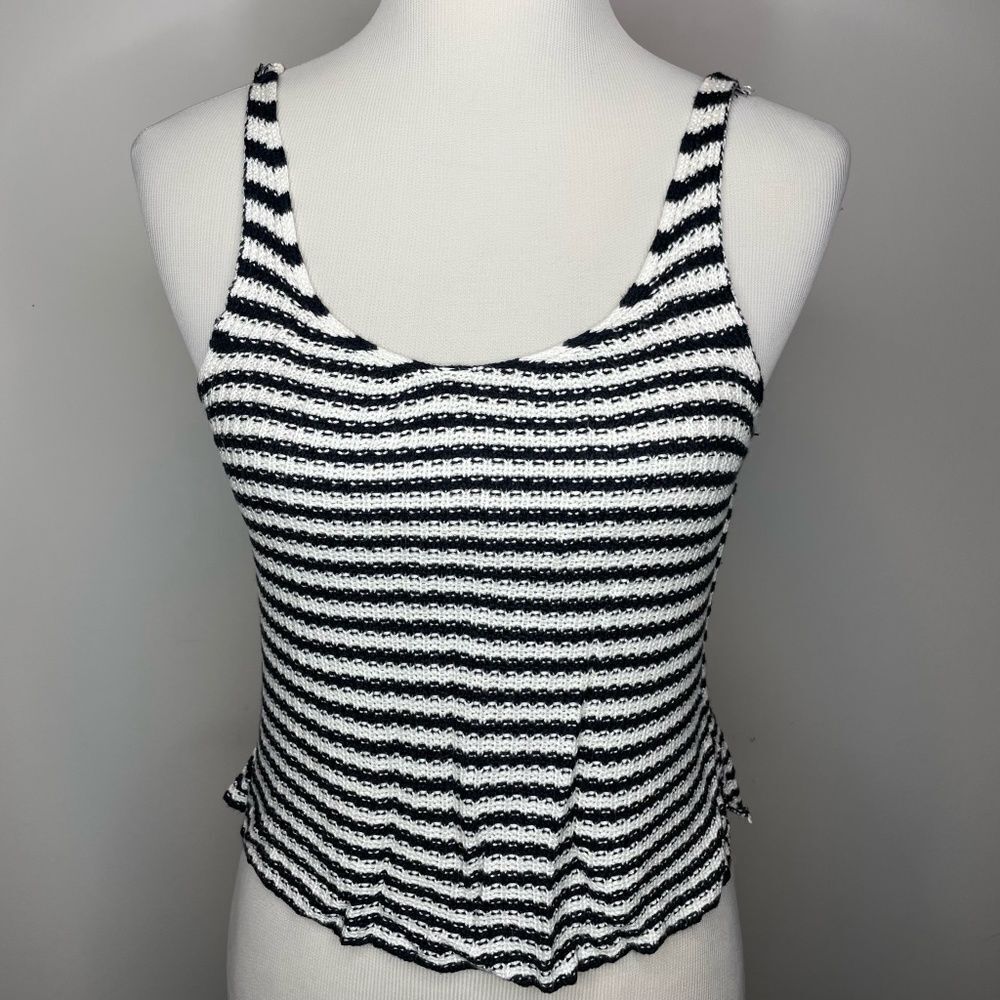 5/$25💜 BP- Black & White Striped Knit Crop Top